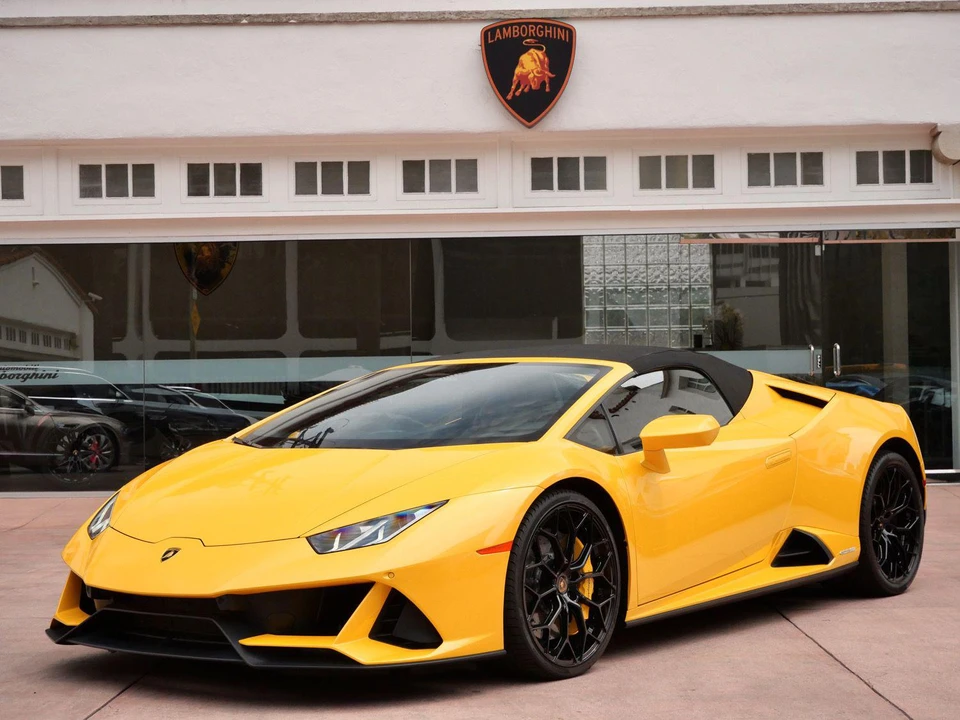 2024 Lamborghini Huracan LP640-4 EVO - Image 11 of 24