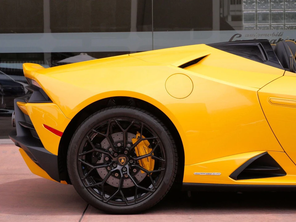 2024 Lamborghini Huracan LP640-4 EVO - Image 13 of 24