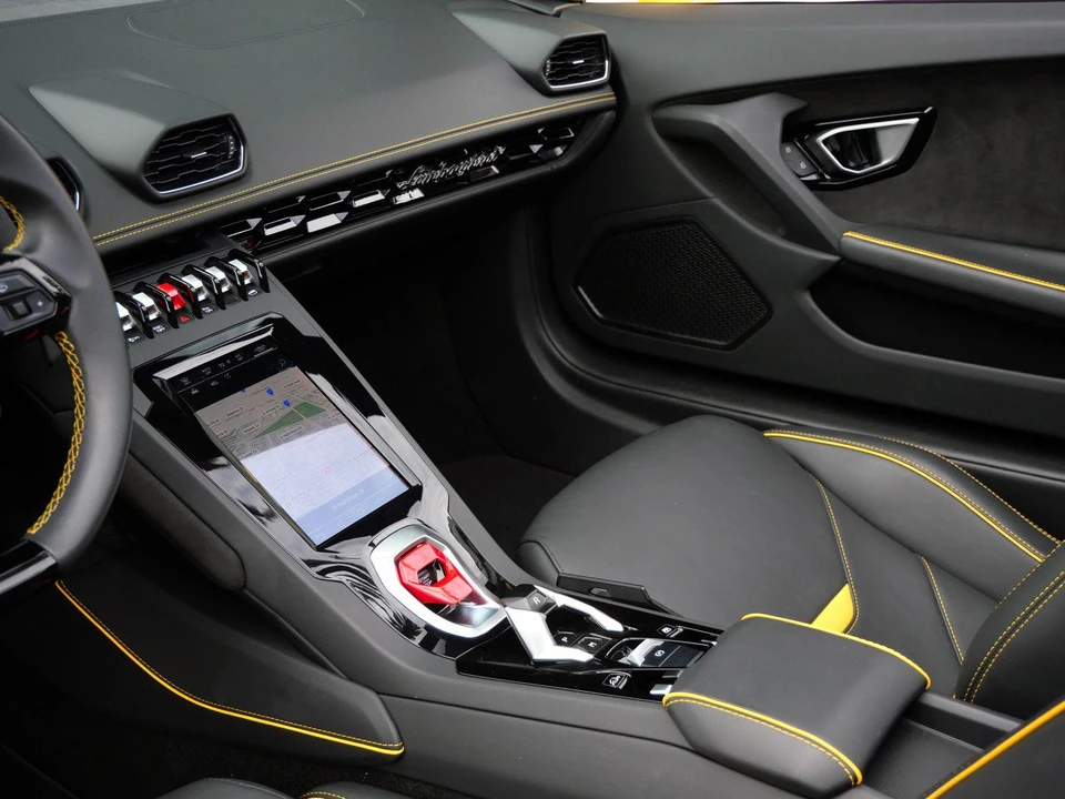 2024 Lamborghini Huracan LP640-4 EVO - Image 17 of 24