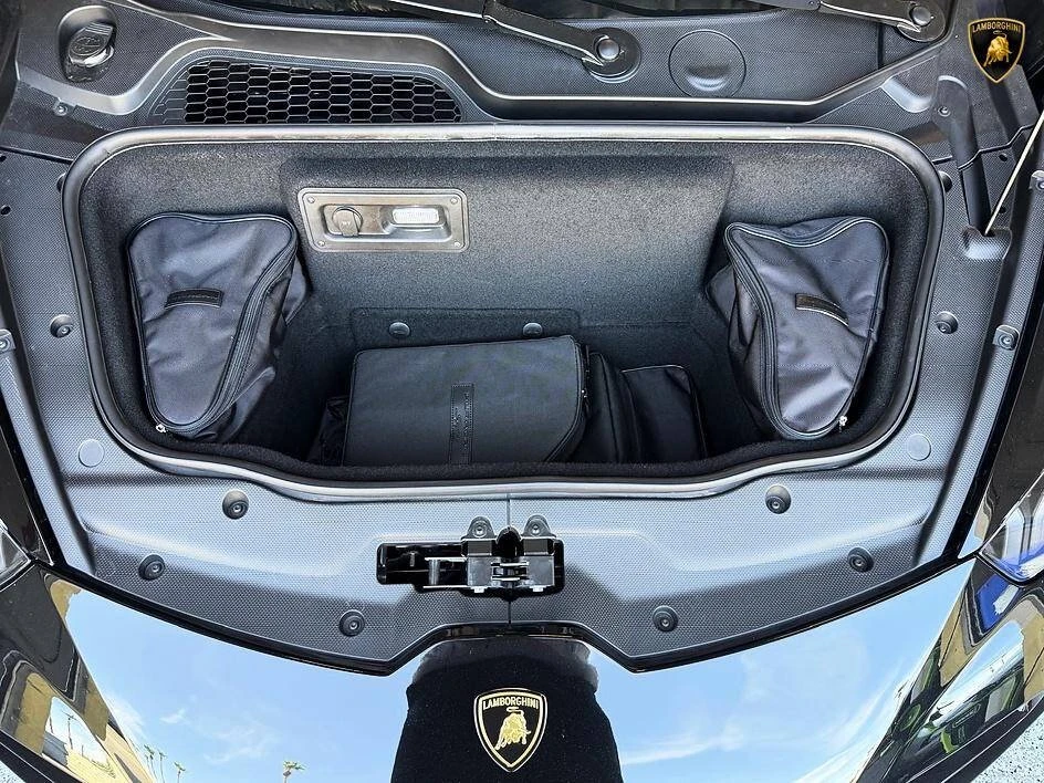2024 Lamborghini Huracan - Image 16 of 20