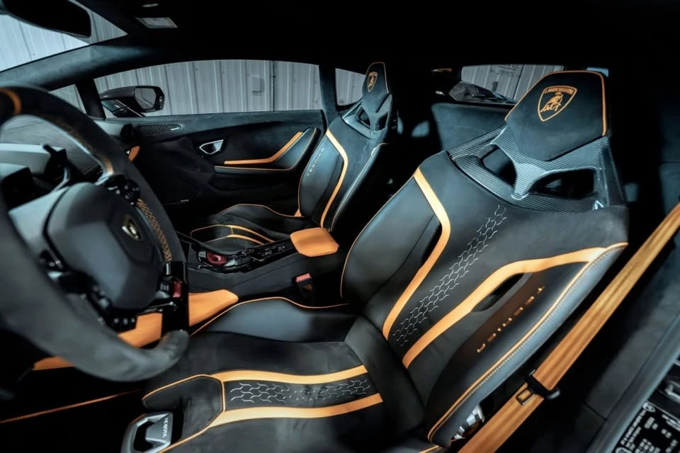 2024 Lamborghini Huracan - Image 9 of 10