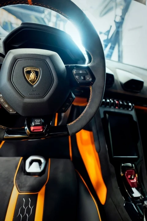 2024 Lamborghini Huracan - Image 10 of 10