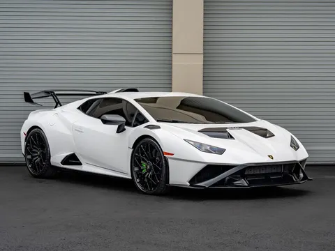 2024 Lamborghini Huracan STO Coupe RWD