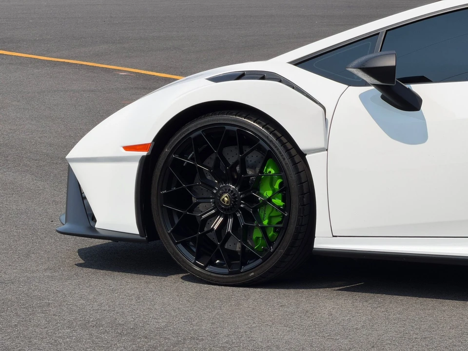2024 Lamborghini Huracan LP640-2 STO - Image 19 of 31