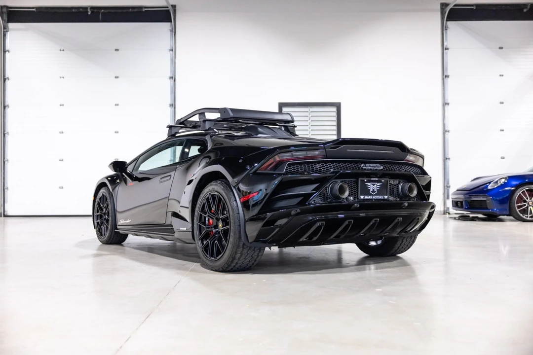 2024 Lamborghini Huracan Sterrato - Image 6 of 31