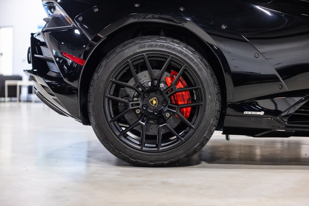 2024 Lamborghini Huracan Sterrato - Image 27 of 31