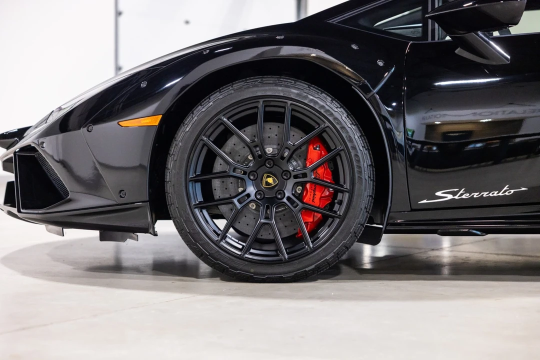 2024 Lamborghini Huracan Sterrato - Image 20 of 31