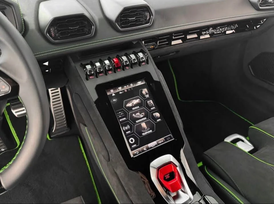 2024 Lamborghini Huracan - Image 14 of 19