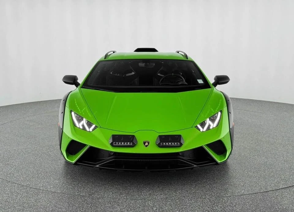 2024 Lamborghini Huracan - Image 2 of 19