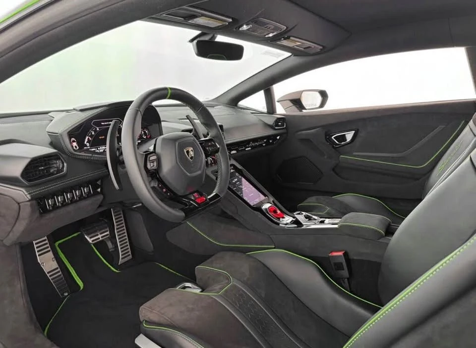 2024 Lamborghini Huracan - Image 10 of 19