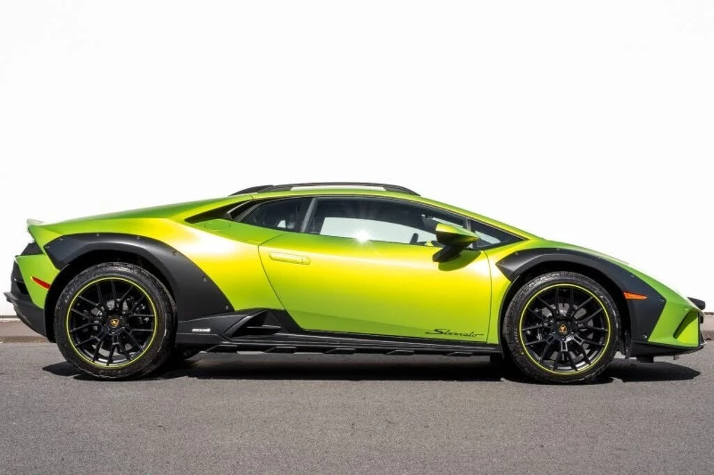 2024 Lamborghini Huracan Sterrato - Image 2 of 23