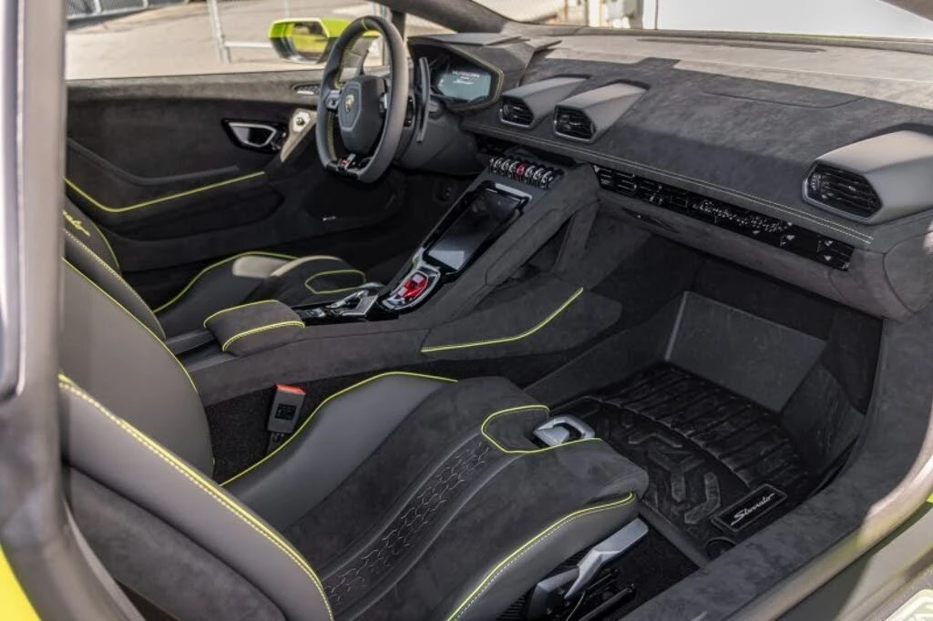 2024 Lamborghini Huracan Sterrato - Image 17 of 23