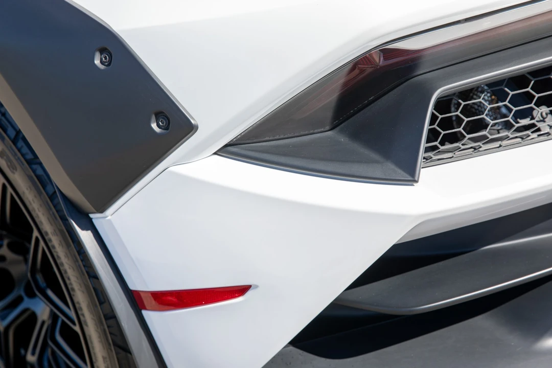 2024 Lamborghini Huracan Sterrato - Image 22 of 31
