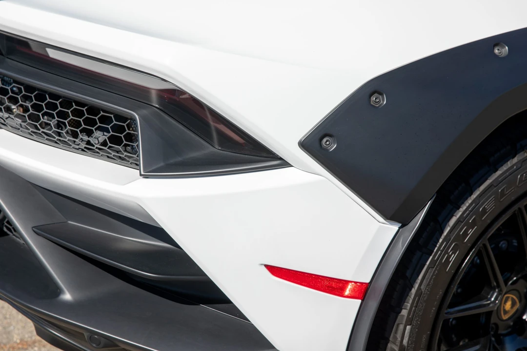 2024 Lamborghini Huracan Sterrato - Image 23 of 31