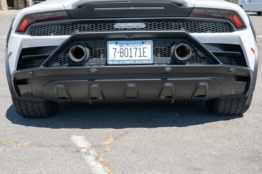 2024 Lamborghini Huracan Sterrato - Image 24 of 31