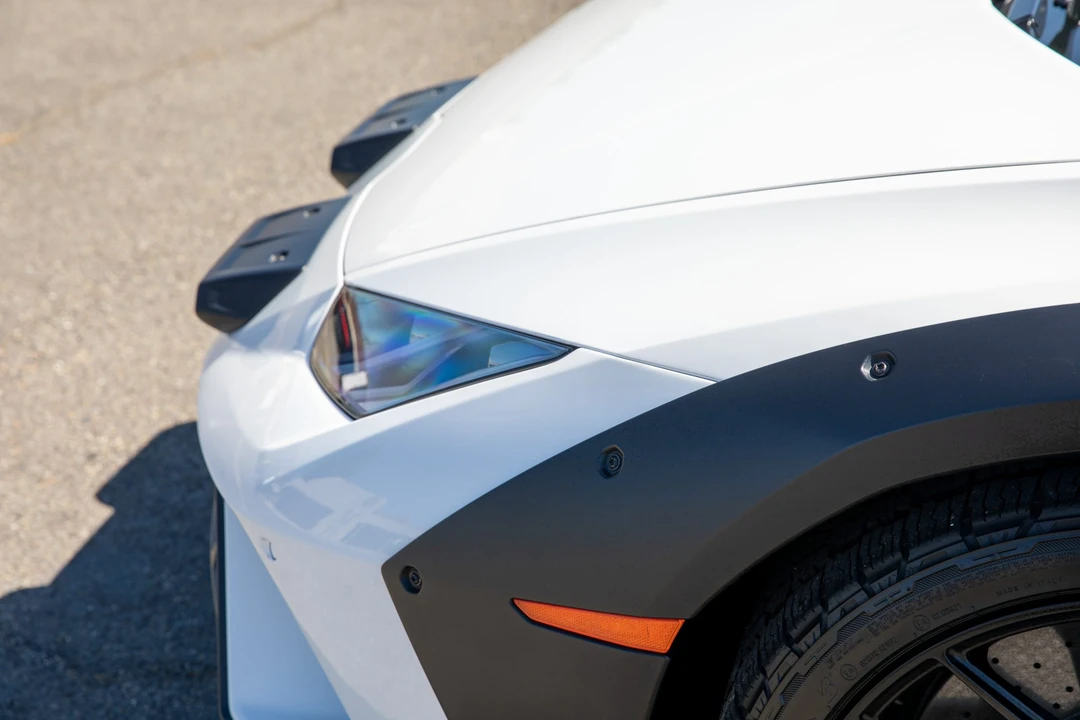 2024 Lamborghini Huracan Sterrato - Image 16 of 31