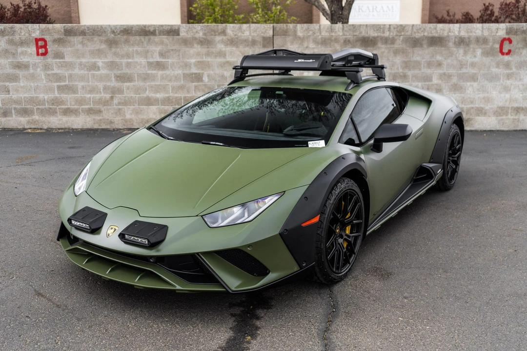 2024 Lamborghini Huracan Sterrato - Image 5 of 31