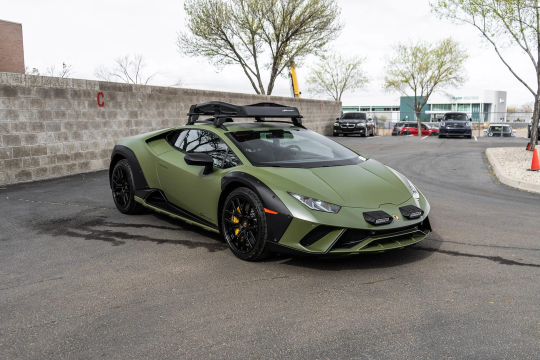 2024 Lamborghini Huracan Sterrato - Image 7 of 31