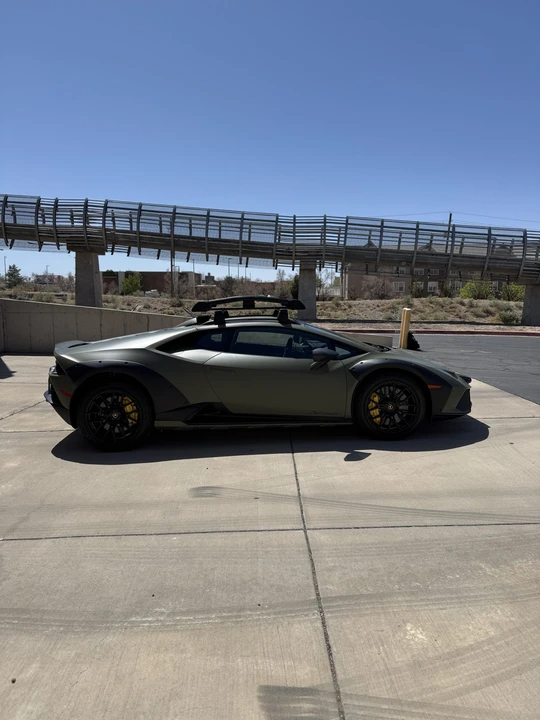 2024 Lamborghini Huracan Sterrato - Image 31 of 31