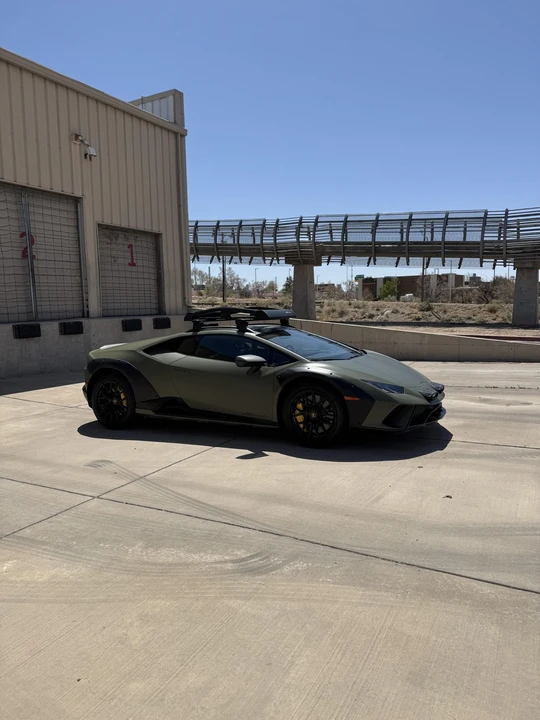 2024 Lamborghini Huracan Sterrato - Image 30 of 31