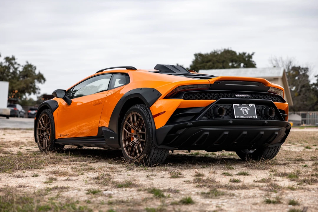 2024 Lamborghini Huracan Sterrato - Image 20 of 31