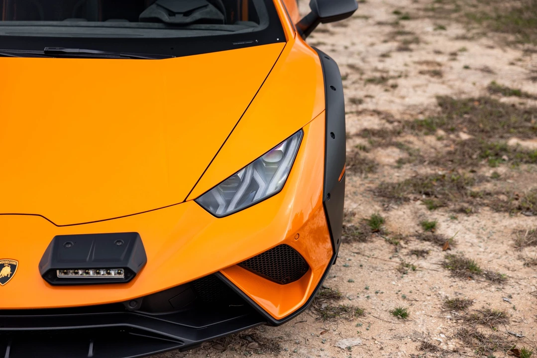 2024 Lamborghini Huracan Sterrato - Image 25 of 31