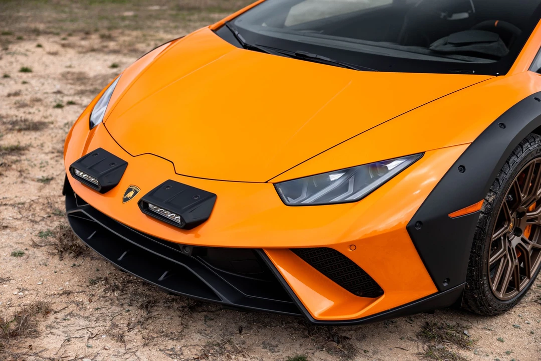2024 Lamborghini Huracan Sterrato - Image 27 of 31