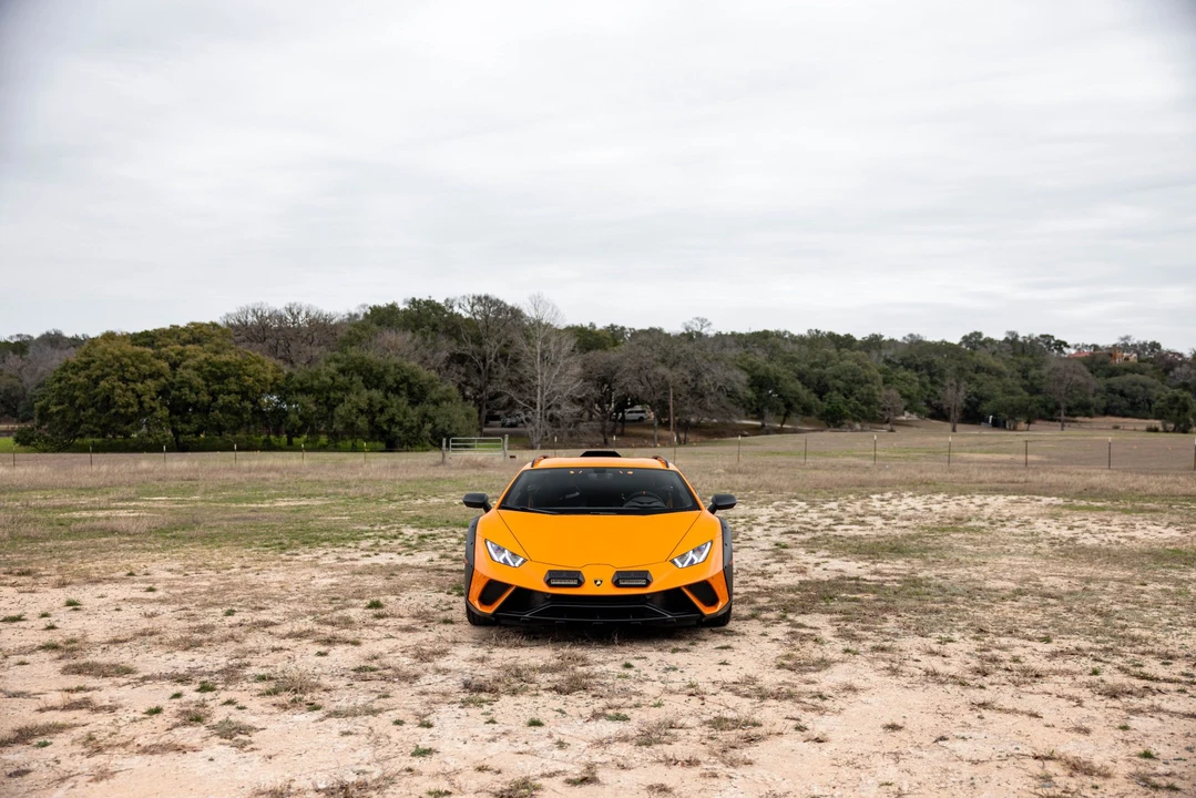 2024 Lamborghini Huracan Sterrato - Image 8 of 31