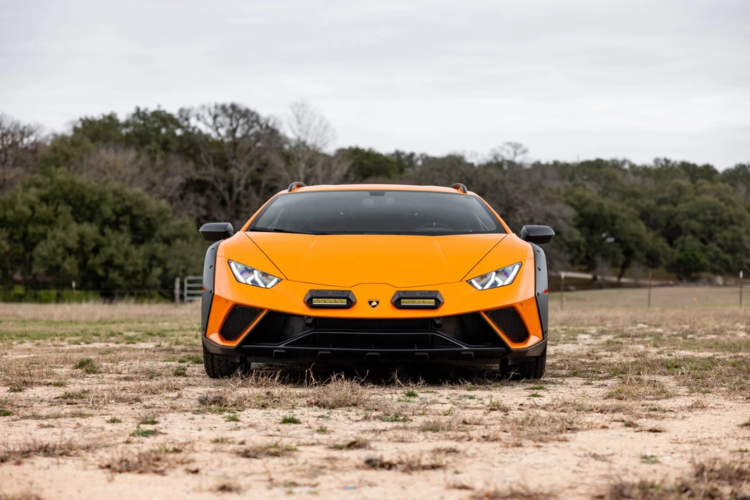 2024 Lamborghini Huracan Sterrato - Image 10 of 31