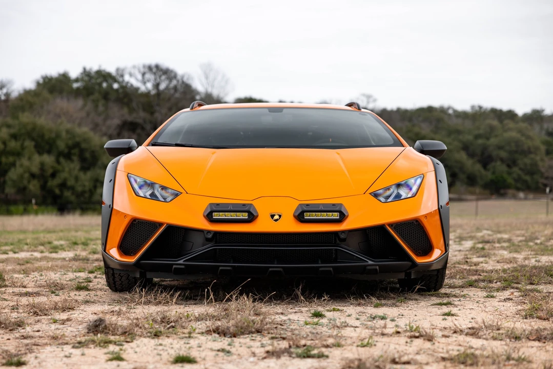 2024 Lamborghini Huracan Sterrato - Image 11 of 31