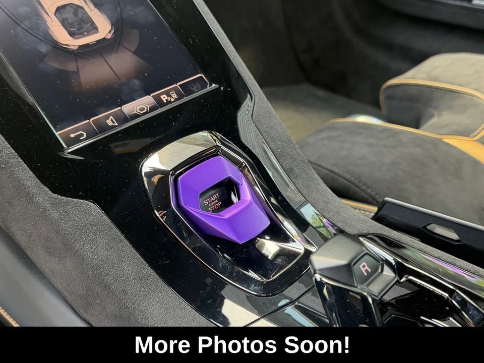 2024 Lamborghini - Image 8 of 8