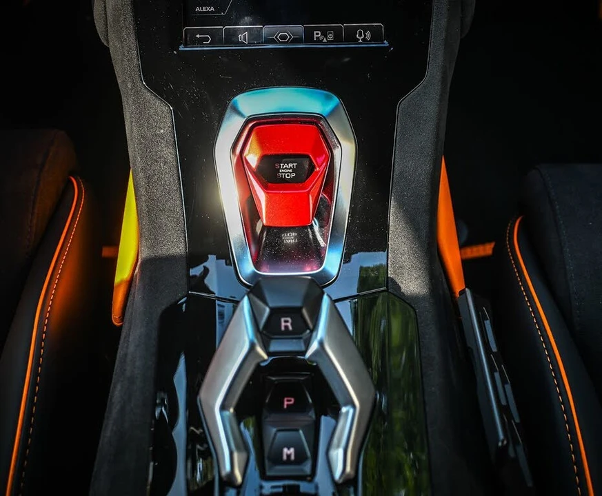 2024 Lamborghini Huracan LP640-2 Tecnica - Image 17 of 31