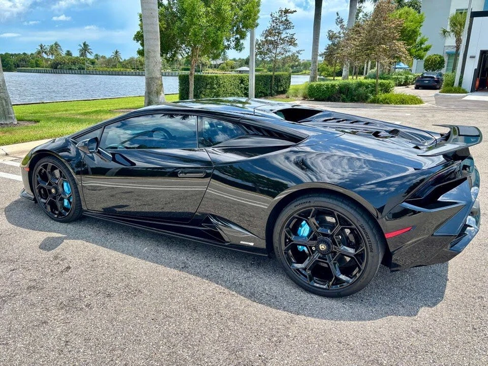 2024 Lamborghini Huracan LP640-2 Tecnica - Image 9 of 27