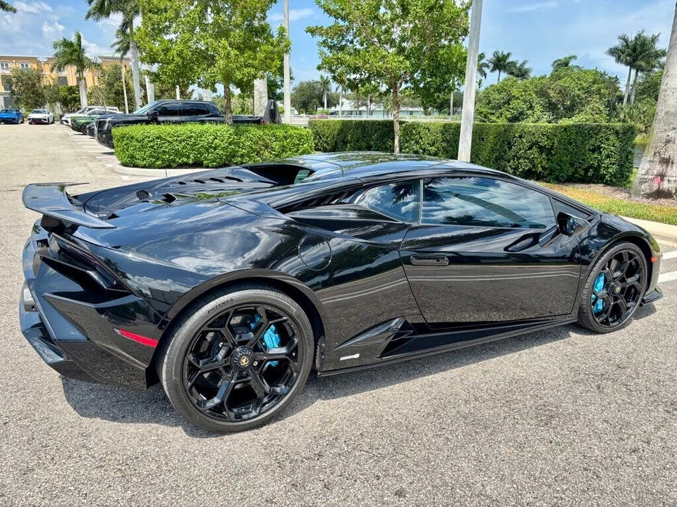 2024 Lamborghini Huracan LP640-2 Tecnica - Image 6 of 27