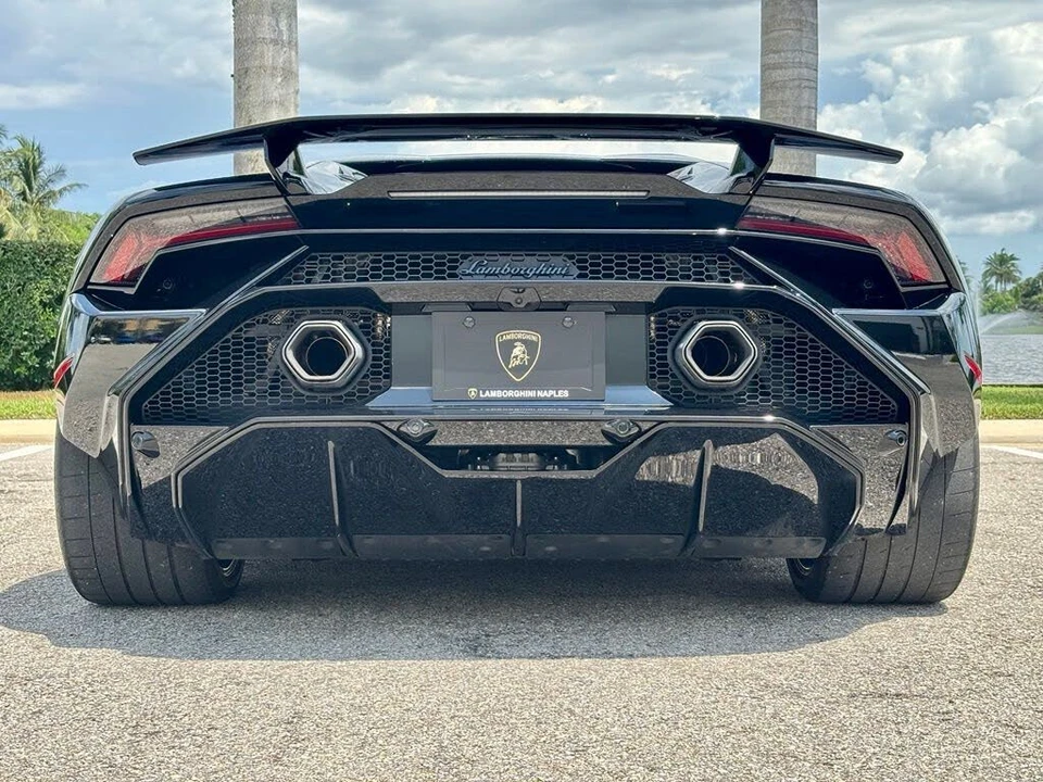 2024 Lamborghini Huracan LP640-2 Tecnica - Image 8 of 27