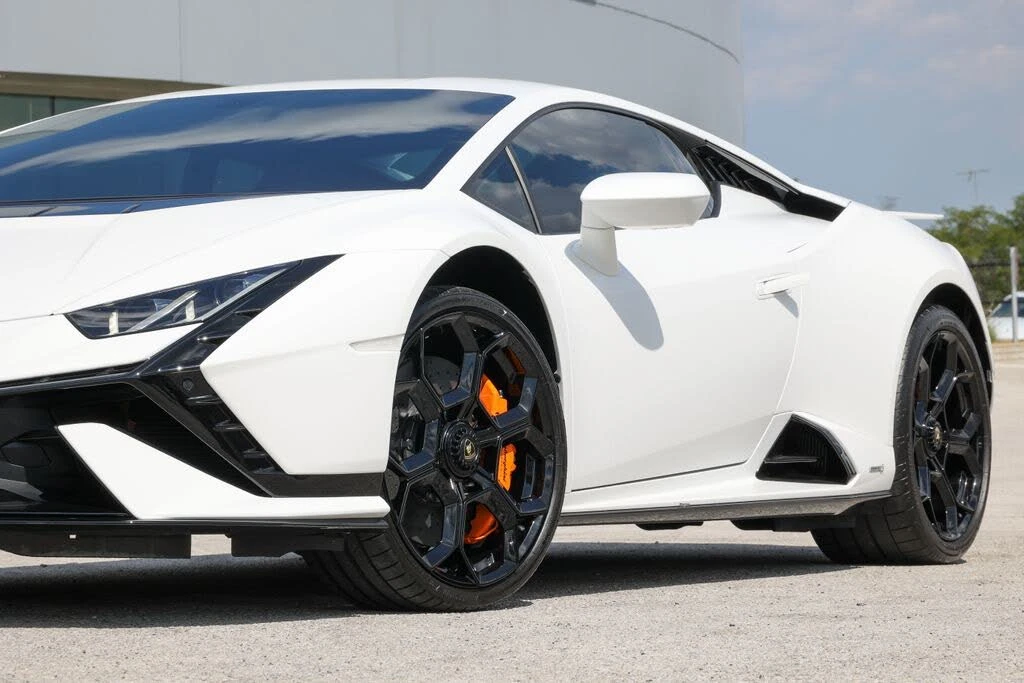 2024 Lamborghini Huracan LP640-2 Tecnica - Image 11 of 31