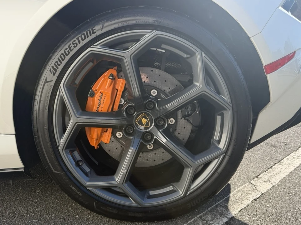 2024 Lamborghini Huracan - Image 12 of 12