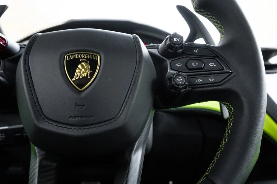 2024 Lamborghini Revuelto - Image 9 of 15