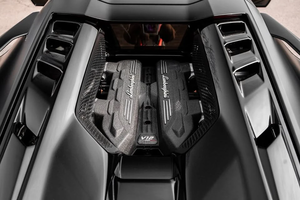 2024 Lamborghini Revuelto - Image 7 of 9