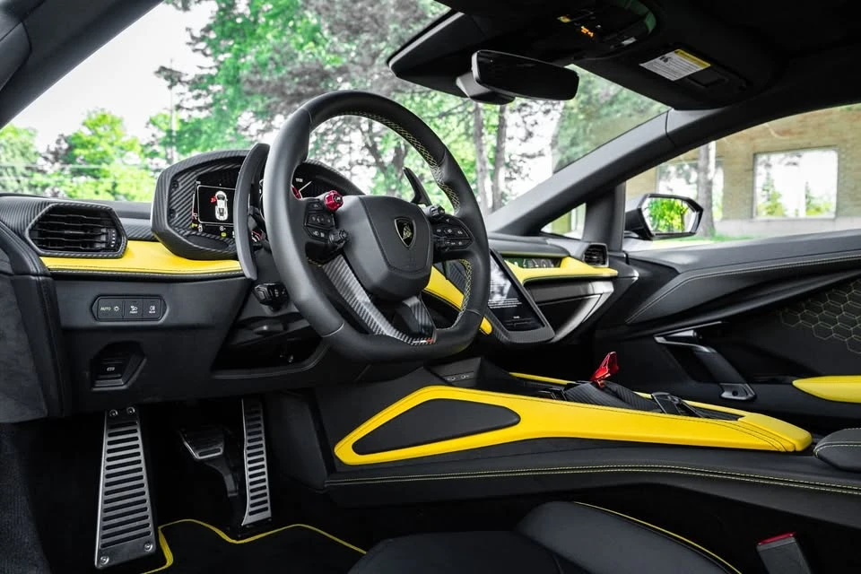 2024 Lamborghini Revuelto - Image 5 of 14
