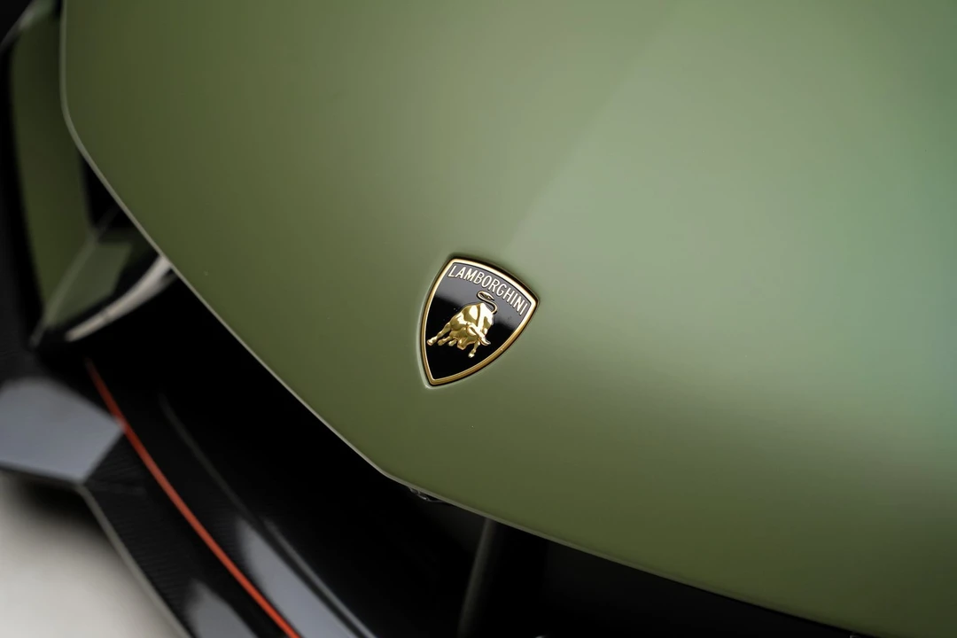 2024 Lamborghini Revuelto - Image 13 of 31