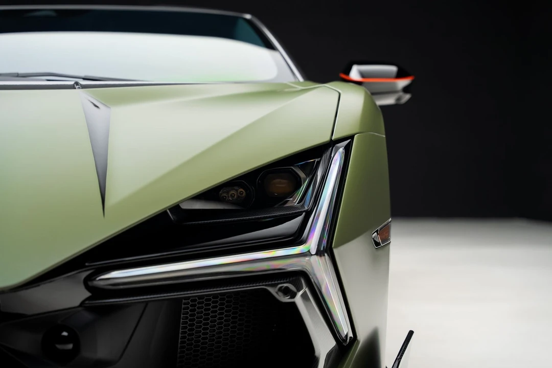 2024 Lamborghini Revuelto - Image 10 of 31