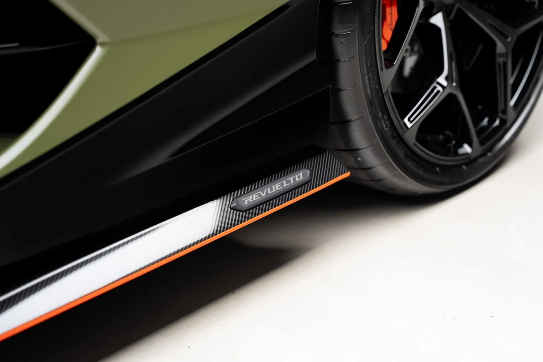 2024 Lamborghini Revuelto - Image 27 of 31