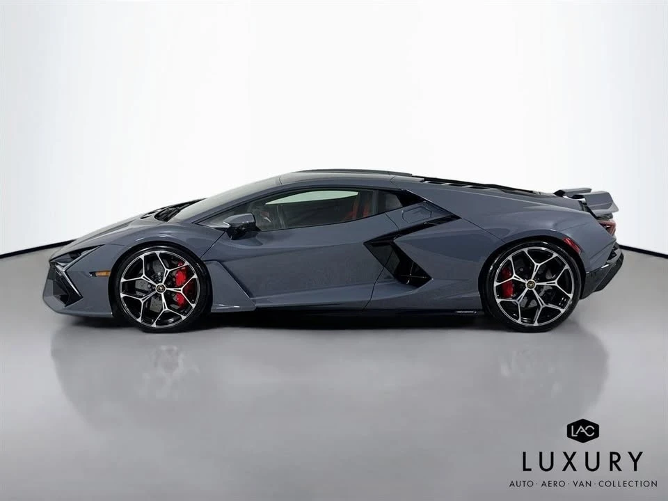 2024 Lamborghini Revuelto - Image 8 of 20
