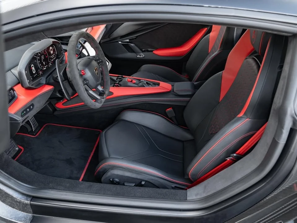 2024 Lamborghini Revuelto - Image 5 of 20