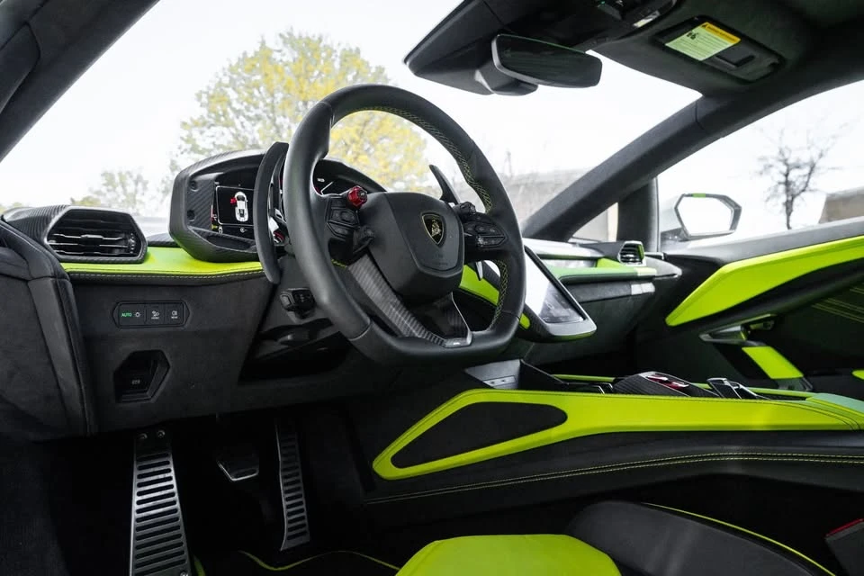 2024 Lamborghini Revuelto - Image 3 of 13