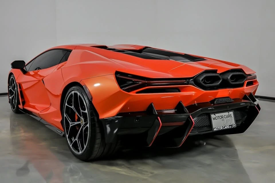 2024 Lamborghini Revuelto - Image 11 of 20