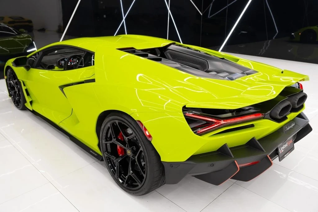 2024 Lamborghini Revuelto - Image 16 of 21