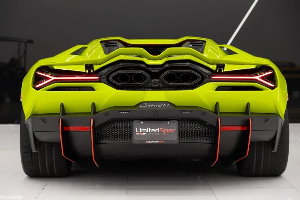 2024 Lamborghini Revuelto - Image 18 of 21