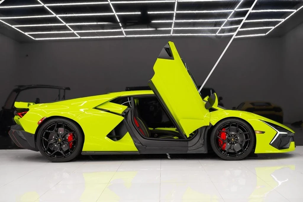 2024 Lamborghini Revuelto - Image 10 of 21